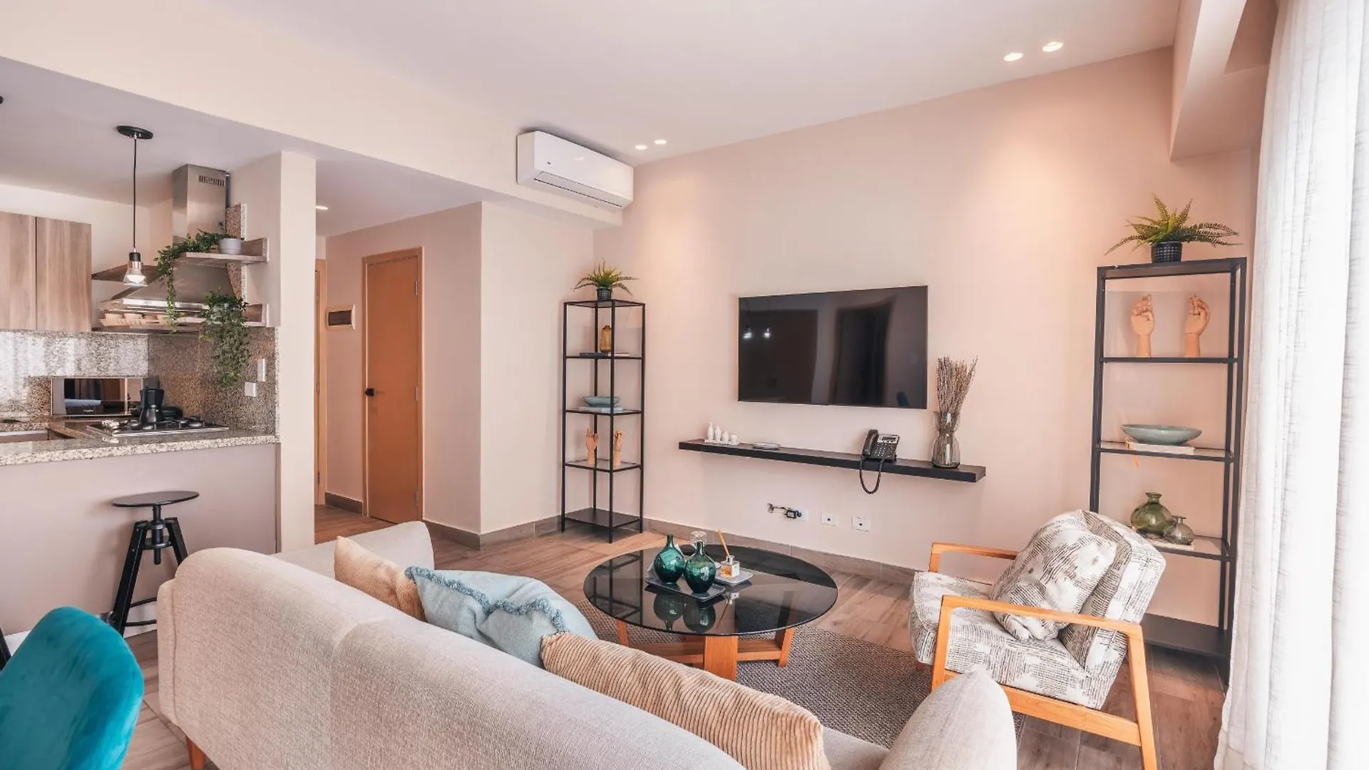 Breakfast Included At Regatta Living 304 Apartment Los Prados
